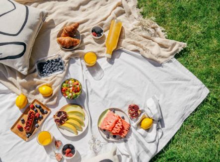 Picnic basket and walk through local Portuguese vineyards
